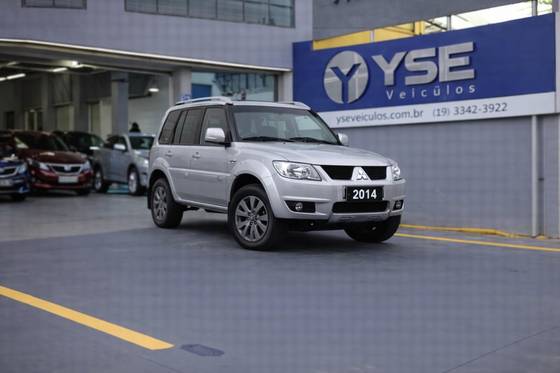 MITSUBISHI PAJERO TR4 2.0 4X2 16V 140CV FLEX 4P MANUAL